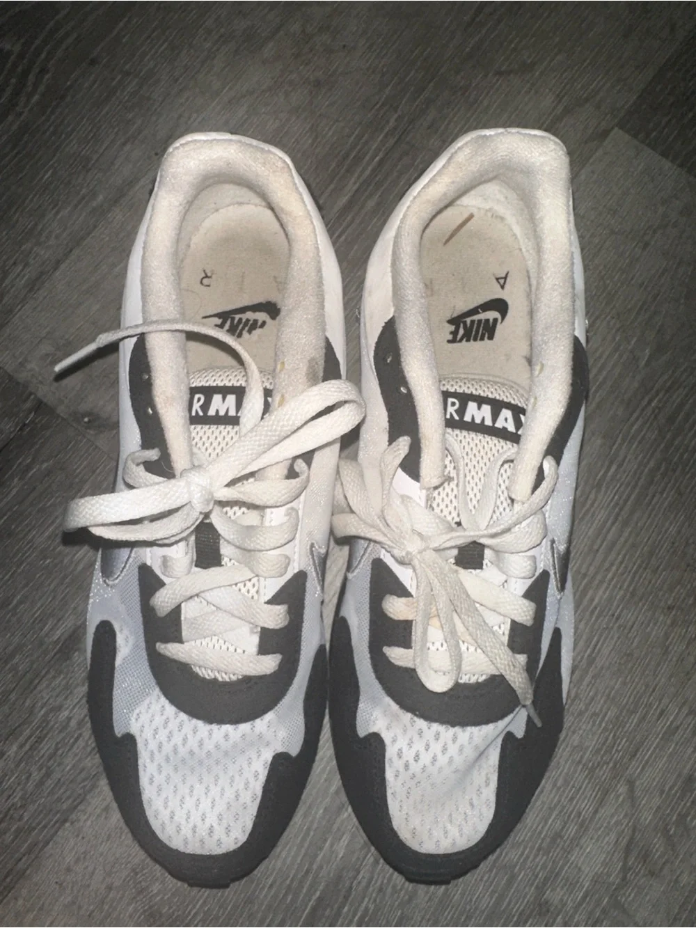 Nike White and Black Air Max Low-Top Sneakers